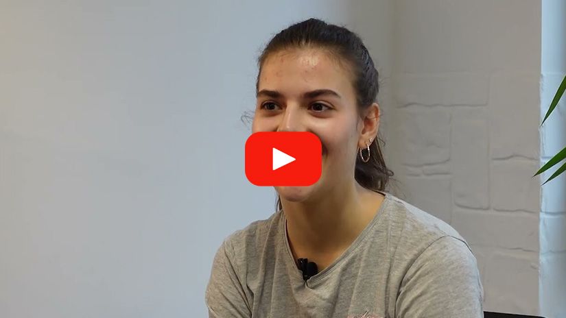 Play Video - Fiona studies BSc (Hons) Business Management